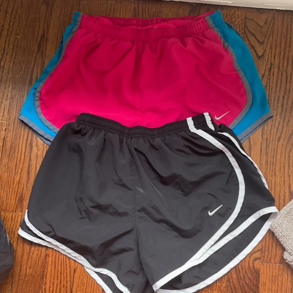 4 pairs of nike running shorts - Picture 1 of 2